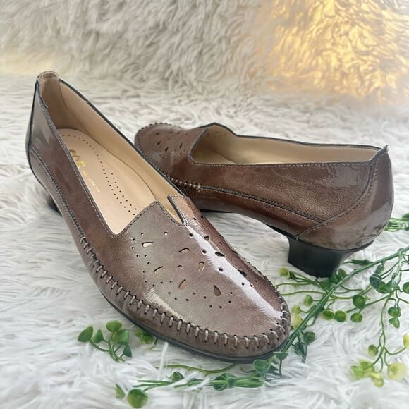 SAS SONYO‎ Portobello Patent Leather Comfort Low Heel Pumps size 9 N New - Picture 1 of 10